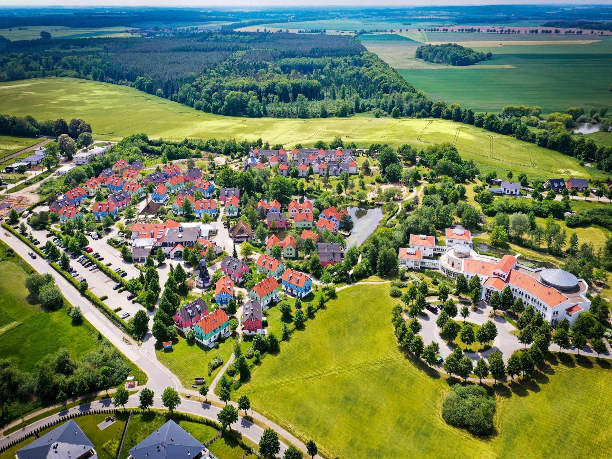 Holiday Complex Beech Resort Fleesensee G Hren Lebbin Göhren-Lebbin Exterior foto